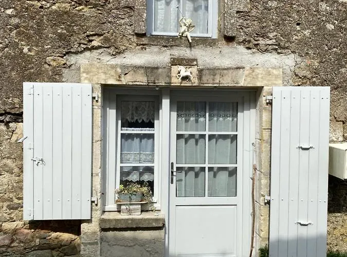 Medieval Magic * Vouvant